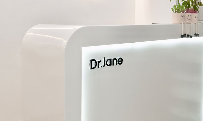 韓國皮膚管理所加盟費(fèi)解析：投資風(fēng)險(xiǎn)與收益的權(quán)衡